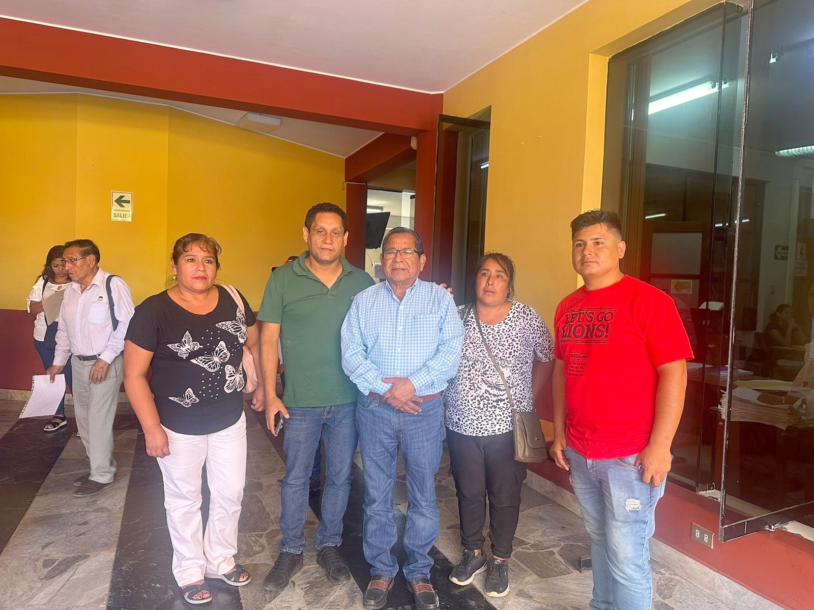 Alcalde de Nepeña Manuel Figueroa Laos junto al alcalde de la provincia del Santa Luis Gamarra Alor