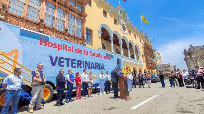 Ceremonia se realizó en la Plaza de Armas