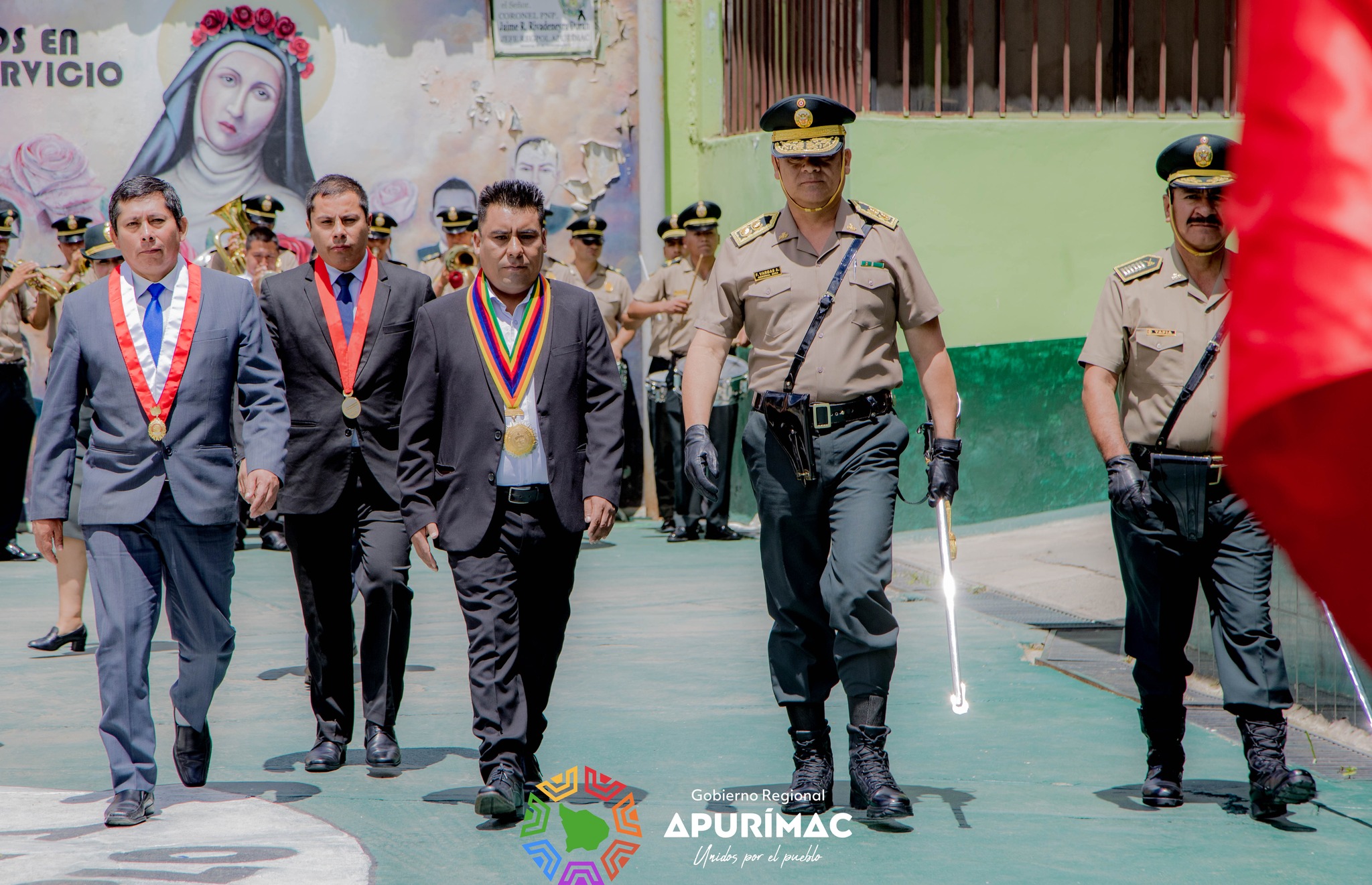 Gobernador Regional de Apurímac Percy Godoy Medina, participó en ceremonia protocolar de asunción al cargo del Jefe del Frente Policial