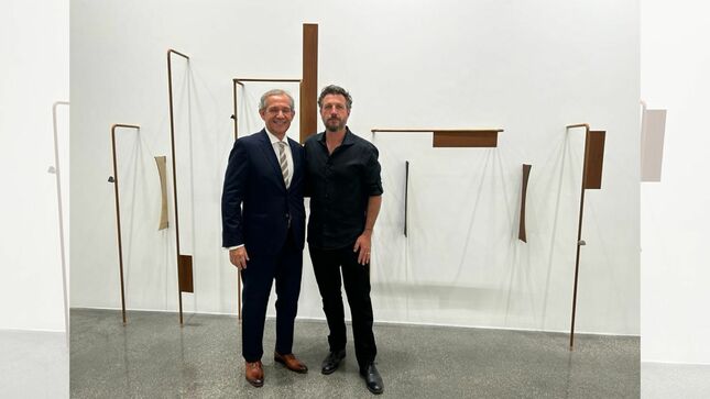 Consulado General del Perú en Dubái participa de exhibición del artista peruano Ishmael Randall en la galería Lawrie Shabibi