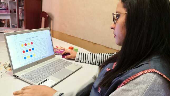 Inicia proceso de compra de 19 mil laptops para los maestros liberteños