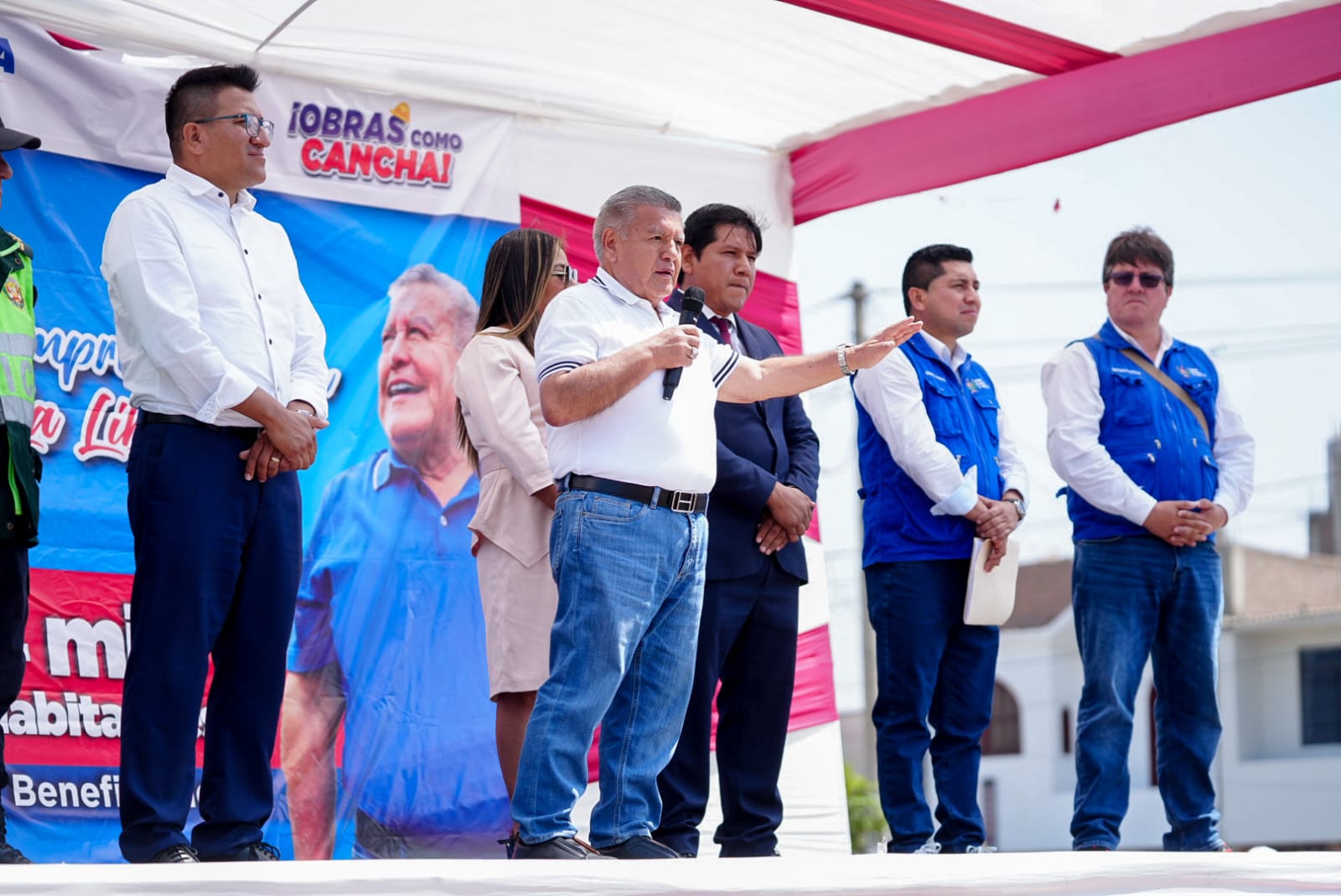 César Acuña: “Mi compromiso de honor es trabajar por la gente humilde que está en los centros poblados”