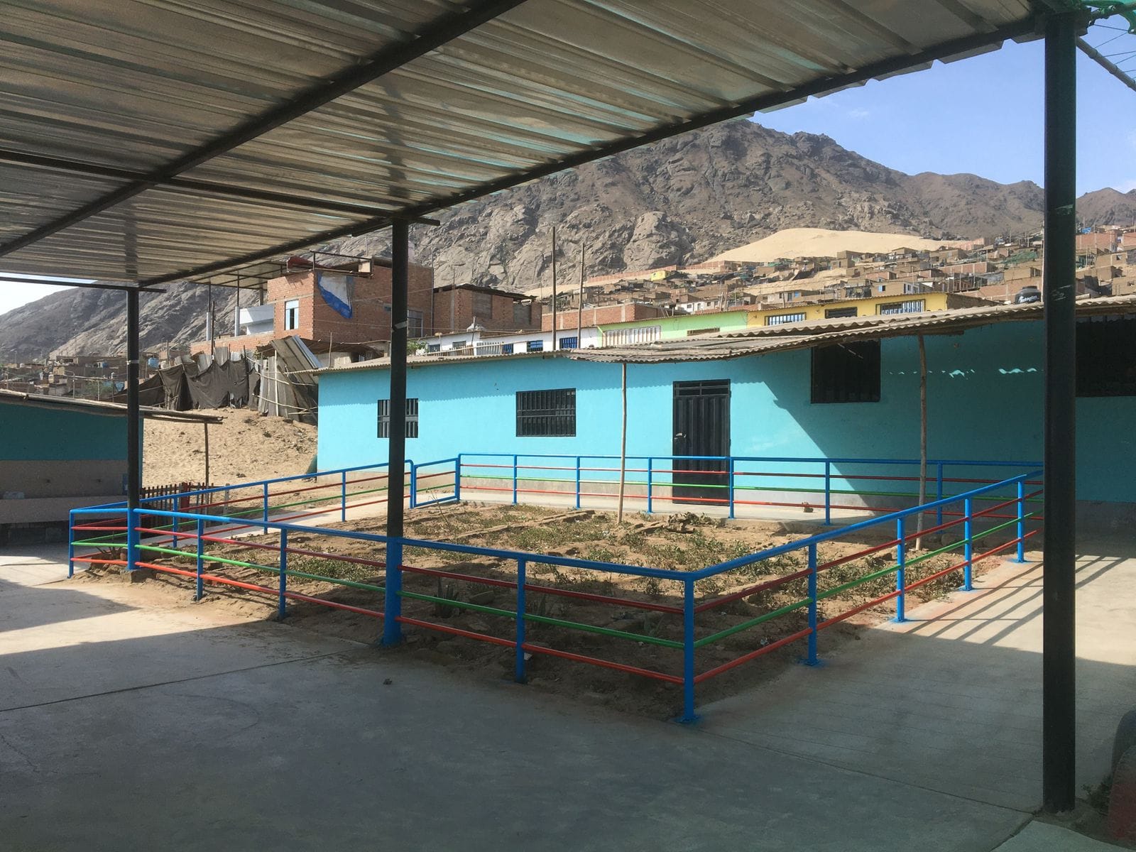 Gore reconstruirá jardín en La Esperanza en beneficio de 100 niños