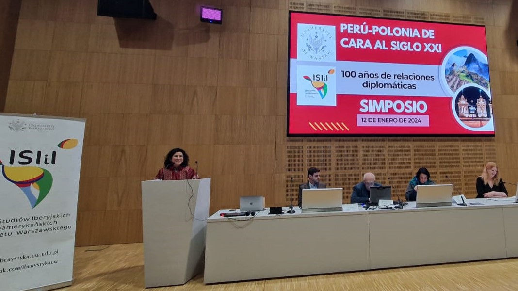 Embajada del Perú en Polonia impulsa el conocimiento histórico de nuestro país a través de evento académico