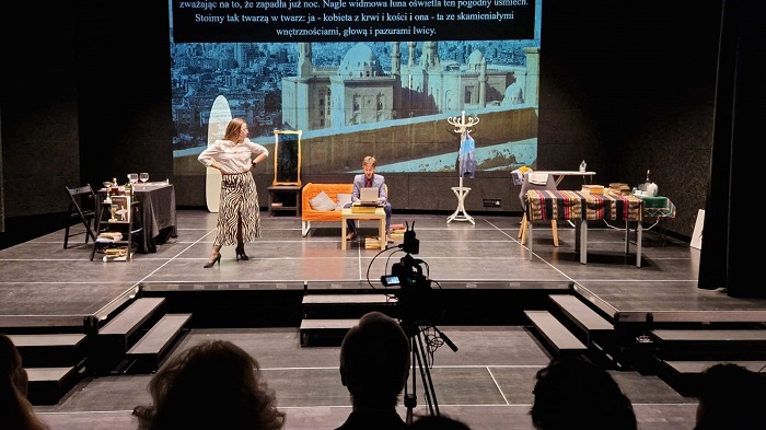 Embajada del Perú en Polonia presenta obra de teatro del nobel Mario Vargas Llosa