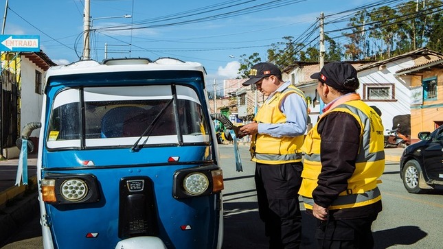 MUNICIPALIDAD DE SAN JERÓNIMO REALIZA OPERATIVO CONJUNTO PARA GARANTIZAR LA PRESTACIÓN ÓPTIMA DEL SERVICIO DE TRANSPORTE PÚBLICO EN EL DISTRITO