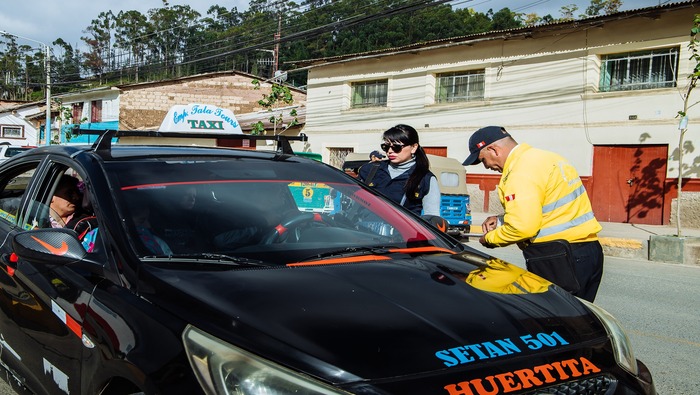 MUNICIPALIDAD DE SAN JERÓNIMO REALIZA OPERATIVO CONJUNTO PARA GARANTIZAR LA PRESTACIÓN ÓPTIMA DEL SERVICIO DE TRANSPORTE PÚBLICO EN EL DISTRITO
