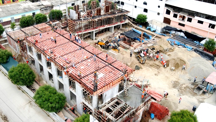 GORE avanza en 30% construcción de moderno colegio “Rosa Herencia Pimentel” de Chulucanas