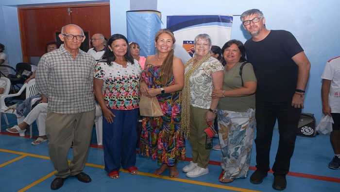 Archivo JPG de al ritmo de la marinera