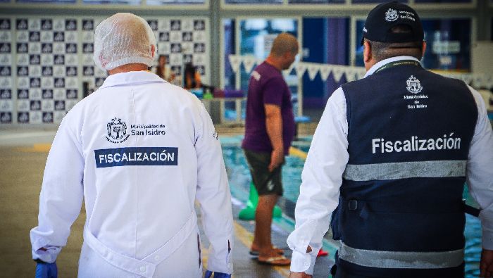 Cierre de piscinas en el colegio Alfonso Ugarte