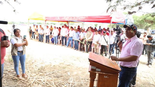 Gobernador anuncia 1400 reservorios para mejorar productividad agricola y aumentar capacidad hidrica en la región