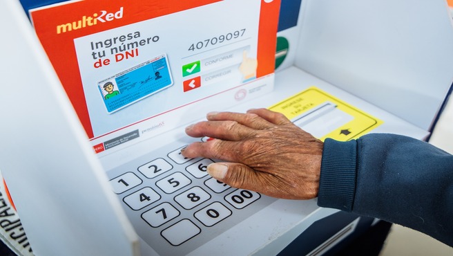 CAPACITACIÓN A LOS BENEFICIARIOS DEL PROGRAMA DE PENSIÓN SOBRE EL USO DE LA TARJETA DEL BANCO DE LA NACIÓN.