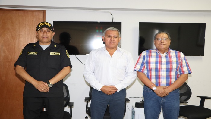 reuniΓ³n con jefe de la Divpol