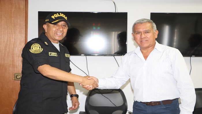 reuniΓ³n con jefe de la Divpol