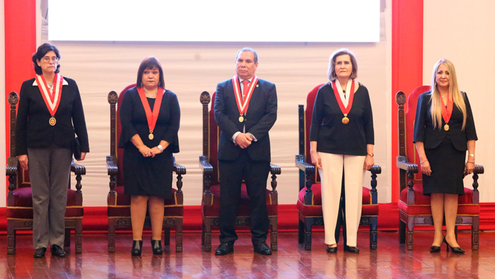 Vicepresidenta del TC Luz Pacheco participó en ceremonia de aniversario de la Corte Superior de Justicia de Lima