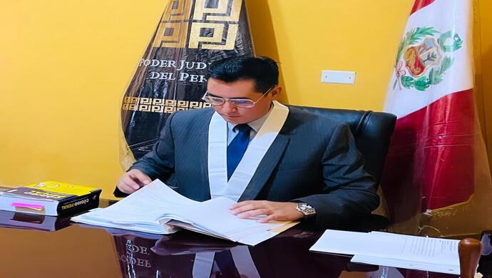 Juez Dr. Bryan Mirabal Durand, del Juzgado Mixto en adición Juzgado Penal Unipersonal y Liquidador de Purús