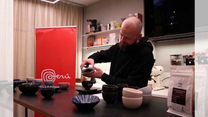 Embajada del Perú en Polonia promueve el café peruano con una cata en Varsovia