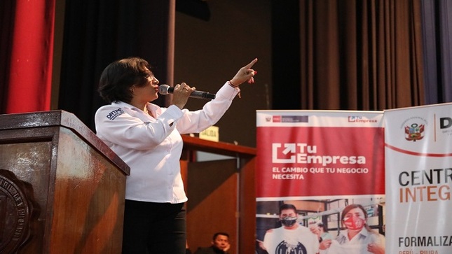 DRTPE Piura capacita en Formalización a los Alumnos de la UNP