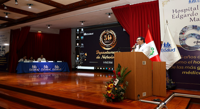 Bodas de Oro del Departamento de Nefrología de EsSalud Rebagliati