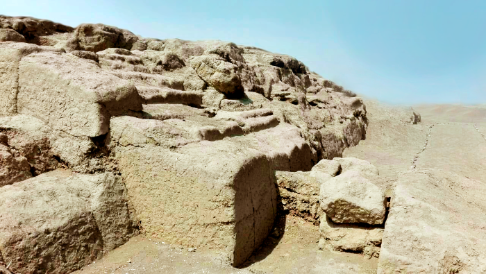 Huaca Culebras