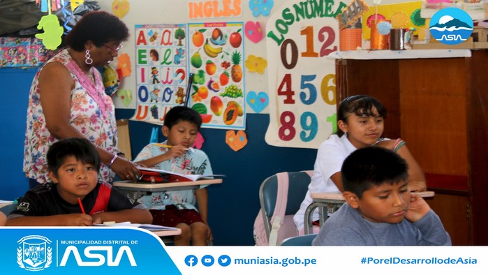 continúa realizando los talleres de razonamiento matemático y verbal, explorando los procesos cognitivos de nuestros estudiantes, proporcionándole un repertorio de actividades lúdicas antes de introducir números, fórmulas y alta comprensión lectora, en los anexos de La Joya, Esquina, Rosario, Santa Cruz, y Santa Rosa.