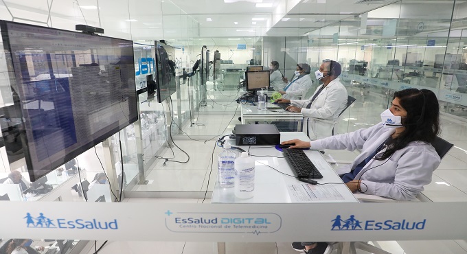 Gracias a la Telemedicina de EsSalud paciente que sufrió infarto salvó de morir