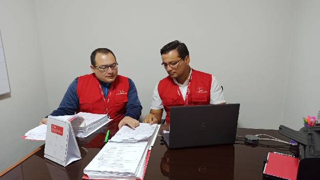 La Contraloría identificó irregularidades por reconocimiento y pago de asignación económica al margen de lo dispuesto por el Decreto de Urgencia N° 037-94 a favor de trabajadores de la Unidad de Gestión Educativa Local de Chota, situación que generó un perjuicio económico de S/ 2 131 013. Además, determinó presunta responsabilidad penal en cuatro exfuncionarios, durante el periodo de 1 de diciembre de 2014 al 30 de setiembre de 2023.