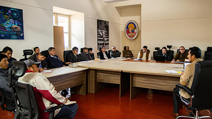 Asistentes a reunión de trabajo