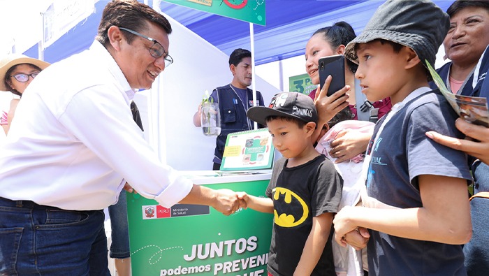 Minsa fortalecerá lucha contra el zancudo que transmite el dengue en el distrito del Rímac