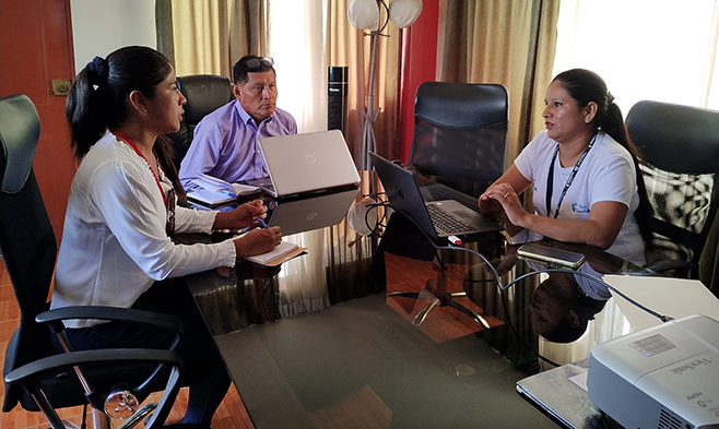Alcalde de Aucallama recibe informe de actividades del CAD Aucallama 2023.