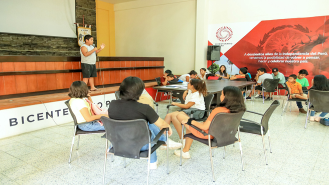 ¡Taller de Locución y Oratoria!