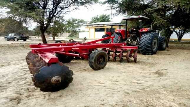 Mejorando los tractores para un mejor servicio a nuestros agricultores