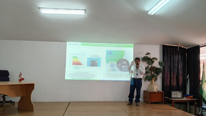 Capacitación a directores de Cajamarca