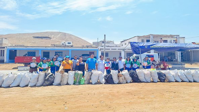 ¡Campaña De Limpieza En Playa La Barranca!