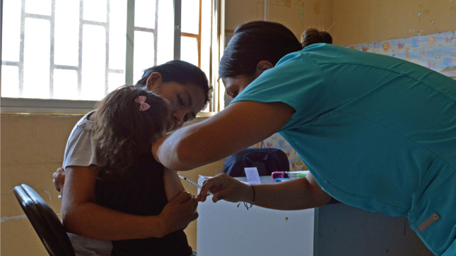 Vacuna Antiamarílica: Protegiendo la salud infantil en el Centro de Salud Paul Harris