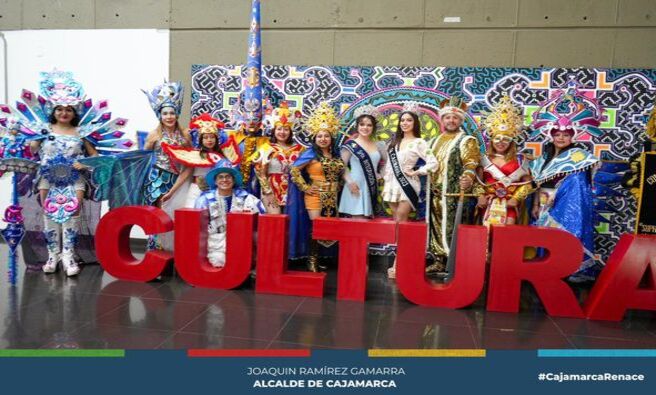 Ya estamos en el Ministerio de Cultura, listos para el lanzamiento del “Carnaval Inolvidable 2024” en la ciudad de Lima. 
¡Ya sabes, participa del lanzamiento en nuestro en vivo!
🔴Síguenos en vivo.