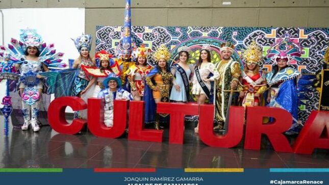 Ya estamos en el Ministerio de Cultura, listos para el lanzamiento del “Carnaval Inolvidable 2024” en la ciudad de Lima. 
¡Ya sabes, participa del lanzamiento en nuestro en vivo!
🔴Síguenos en vivo.