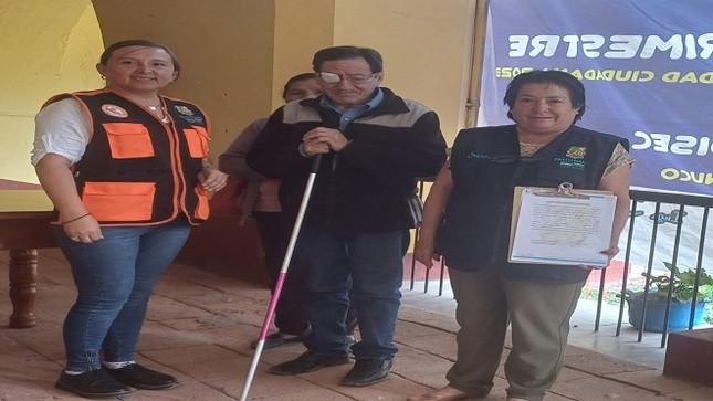Entrega de bastones