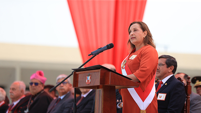 ·         Jefa de Estado destacó el compromiso de las Fuerzas Armadas durante conmemoración del 43.° aniversario de las operaciones militares realizadas en la Cordillera del Cóndor