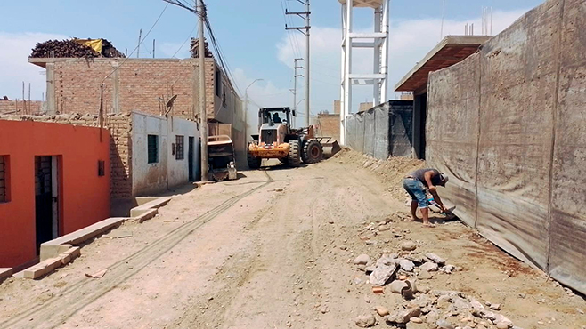 Limpieza de caminos en La Manchuria.