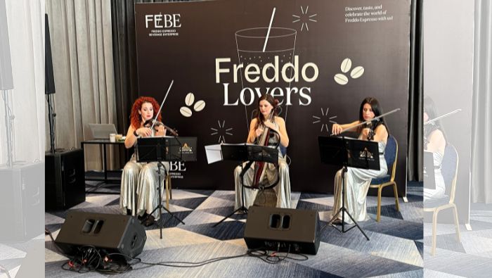 Embajada del Perú en Grecia promueve la exportación del café de especialidad peruano con el evento “Freddo Lovers”