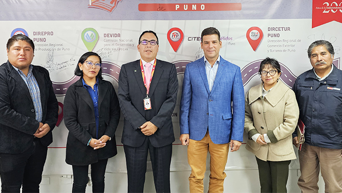 Representantes de instituciones