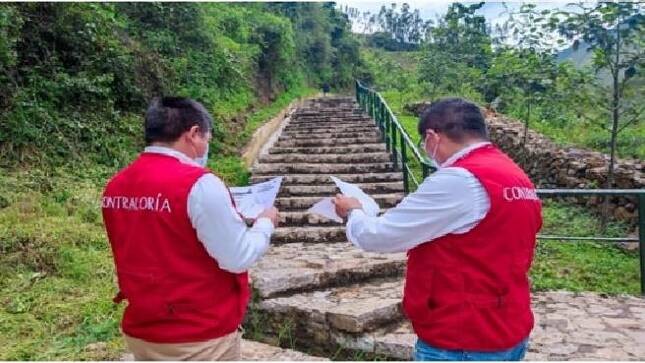 La Contraloría General en el 2021 realizó un servicio de control especifico N°  Informe de Control Específico N° 020-2021-2-0328-SCE, donde identificó que el alcalde, la tesorera y la residente de obra simularon la adquisición de 103.3 m3 de piedra especialmente seleccionada y habilitada para la obra “Creación de escalinatas en piedra y acondicionamiento turístico del sector Tayapata y el Jr. Daniel Alcides Carrión en el distrito de Leimebemba