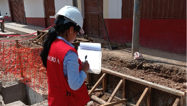  Con la finalidad de incorporar a los mejores profesionales de las diversas carreras en la región Pasco, la Contraloría General convocó al Concurso Público de Méritos N° 01-2024-CG para cubrir un total de 30 plazas para incorporarse a la Entidad Fiscalizadora Superior de Control.