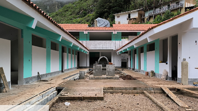 La Contraloría General evidenció varias situaciones adversas en la ejecución de una obra por S/ 5.7 millones de mejoramiento y ampliación del servicio educativo en el colegio de nivel primario N.º 80103 “Virgen del Carmen”, ubicado en el centro poblado y distrito de Longotea (Bolívar)