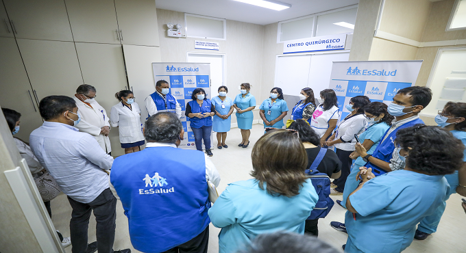 Titular de EsSalud lanza programa para brindar atención prioritaria a pacientes oncológicos en Tacna