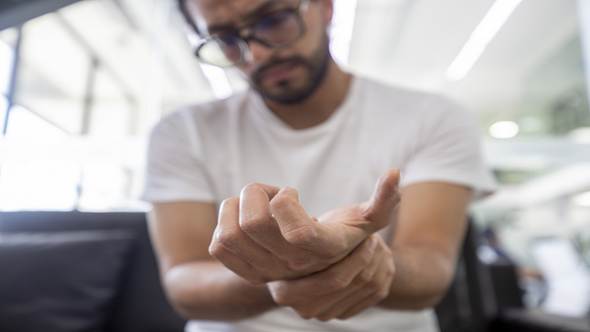  Jóvenes son nuevas víctimas de la terrible enfermedad del Parkinson 