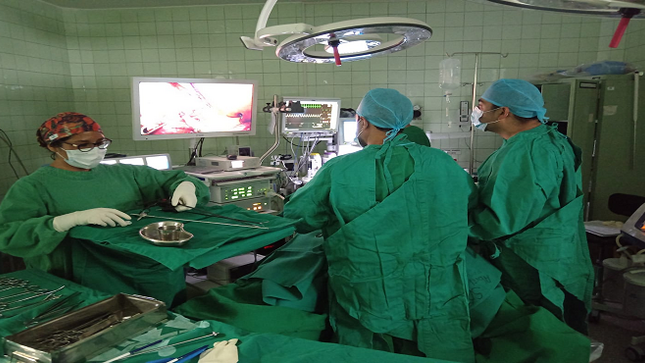 Cirujanos de EsSalud Huancavelica retiraron con éxito un quiste de 20 cm ubicado en el hígado de un paciente
