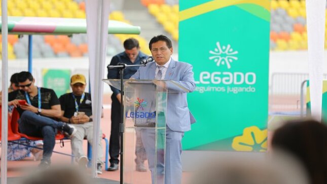 IPD presente en homenaje póstumo a leyenda de atletismo peruano Fernando Acevedo