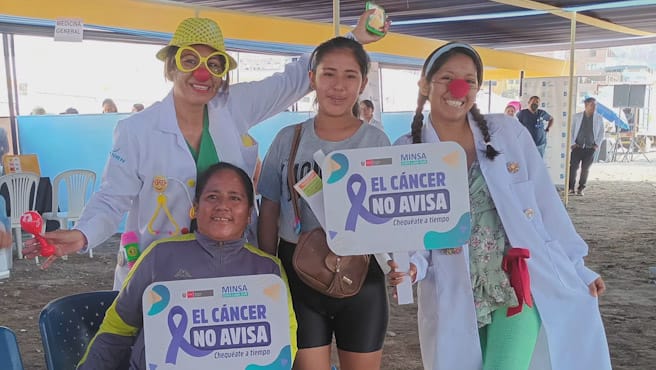 Ministerio de Salud brinda despistaje gratuito de cáncer a cientos de personas en campaña coordinada con Diris Lima sur e INEN